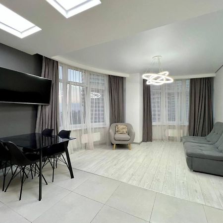 44 Pearl Stylish 1-Bedroom Apartment Οδησσός Εξωτερικό φωτογραφία