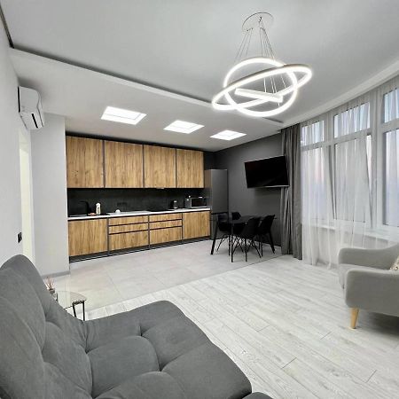 44 Pearl Stylish 1-Bedroom Apartment Οδησσός Εξωτερικό φωτογραφία
